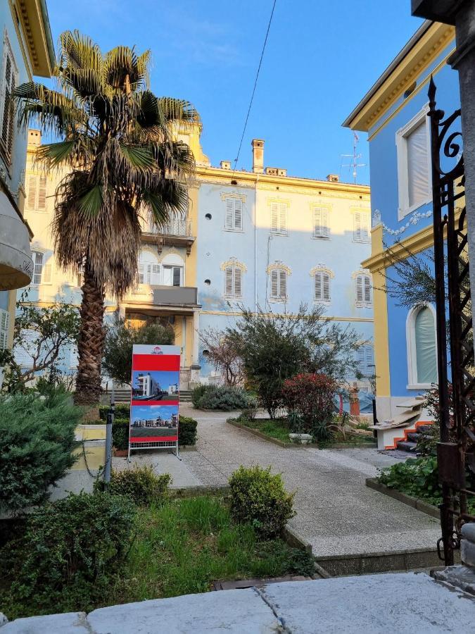 Apartment Elizabeth Пула Екстериор снимка